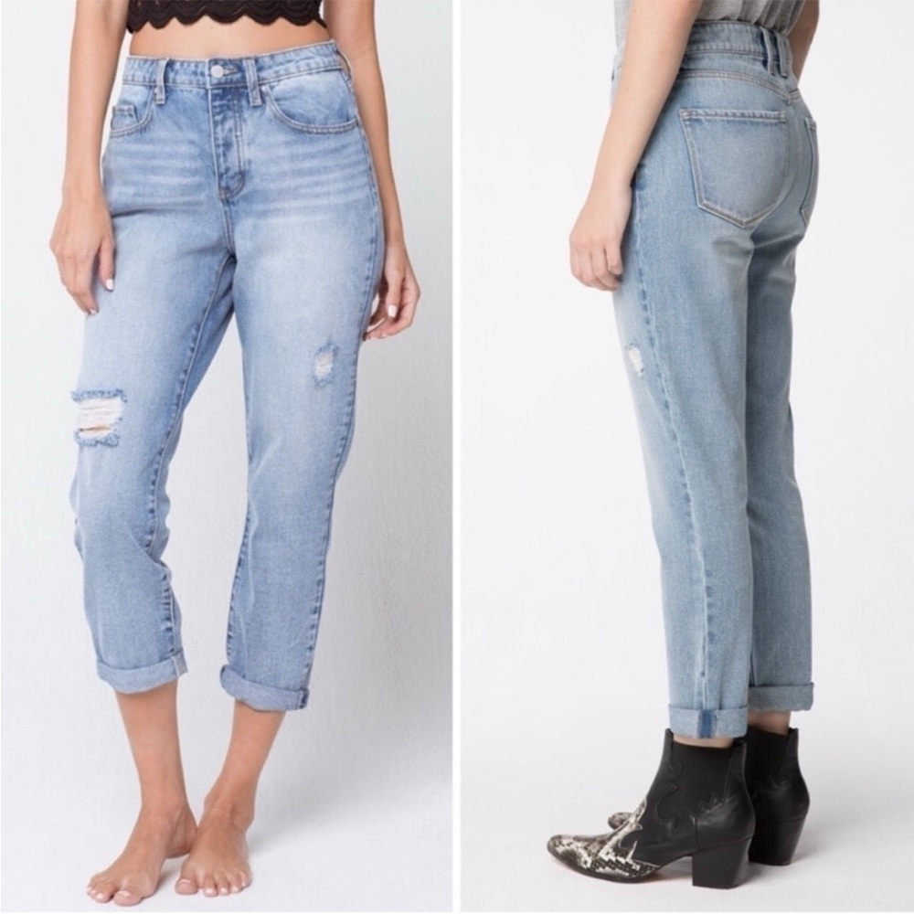 RSQ Boyfriend Jeans Tillys Loose Distressed Light Wash